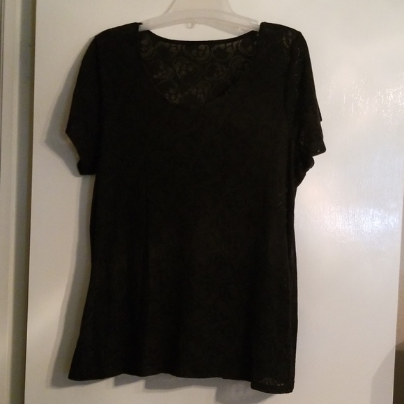 Women's shear skull top - Picture 2 of 5